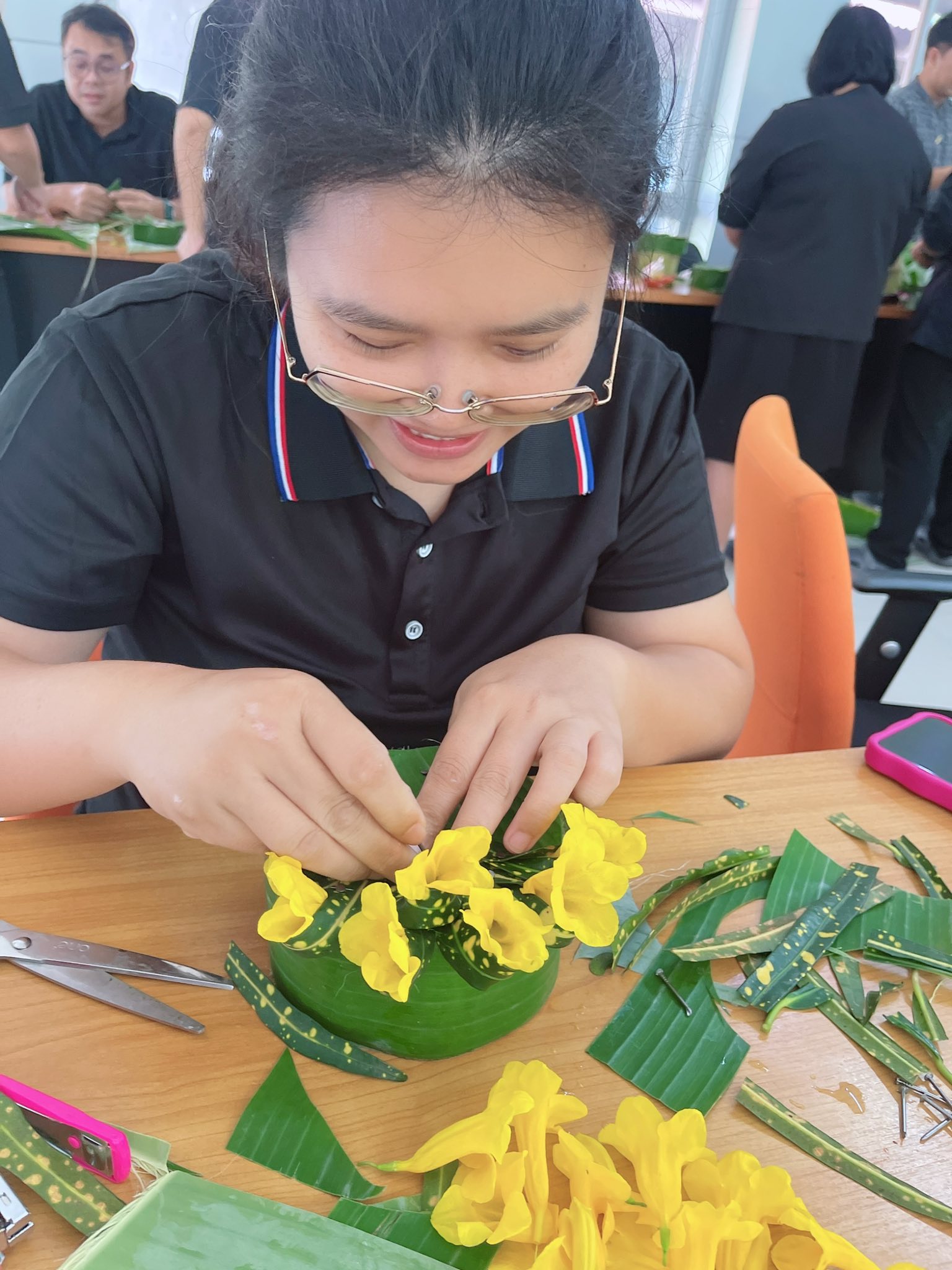 title - ส.ป.ก.ปทุมธานี ร่วมสืบสานประเพณีไทยในวันลอยกระทง #ฝีมือร้ายกาจไม่ธรรมดานะพวกเรา ชาว ส.ป.ก.ปทุม